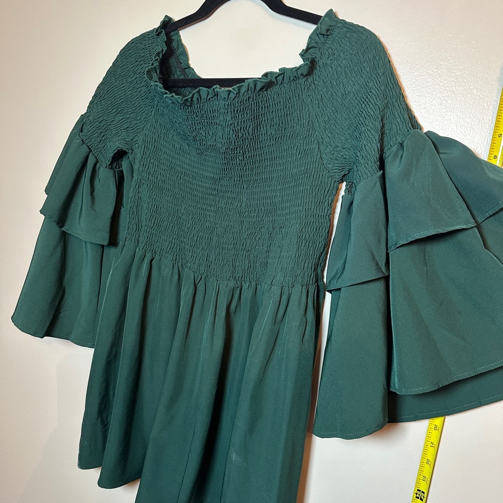 Green Off-Shoulder Ruffle Sleeve Top